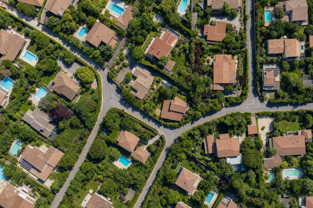 IFI et contrôle fiscal algorithmique : immobilier direct ou SCPI, où est le risque ?